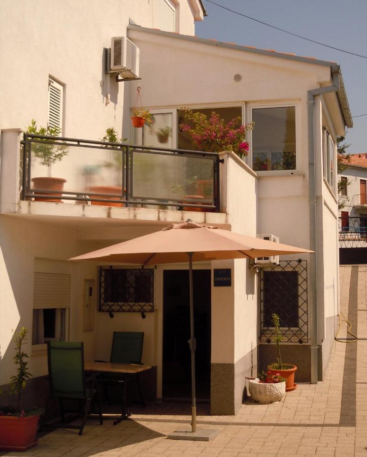 Apartman Crikvenica 30048 - Jasna Exteriér fotografie
